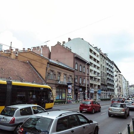 Renovated Design Apartment Close To The Danube Budapest Luaran gambar