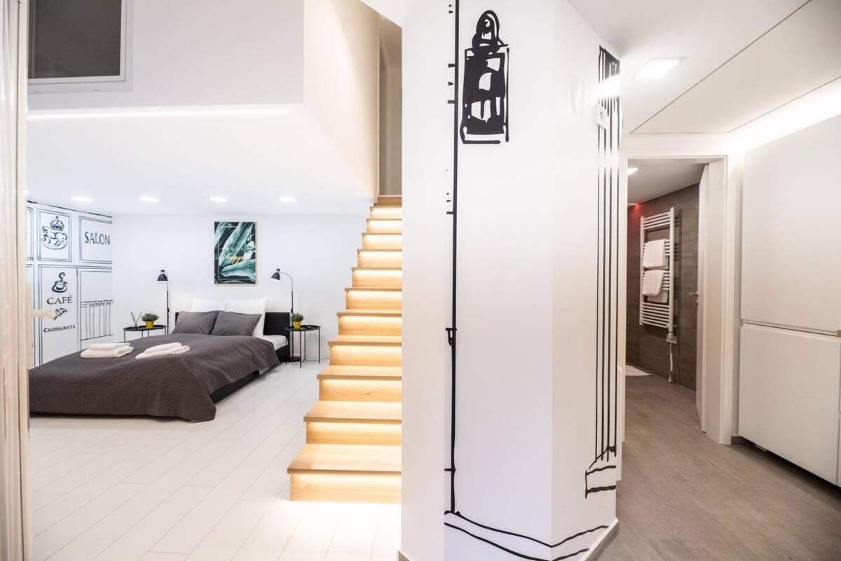 Renovated Design Apartment Close To The Danube Budapest Luaran gambar